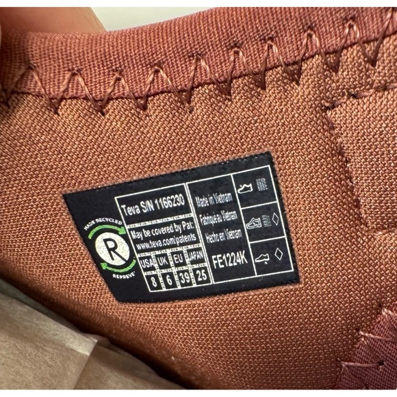 Teva Grandview Max Sandals Women 8 MahoganyCoral Hiking Trail Vibram 1166230 NEW - Picture 5 of 7